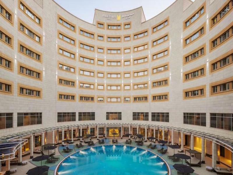Millennium Hail Hotel Ha'il Exterior foto The pool at the hotel
